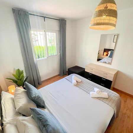 Large & Cozy Centrally Apartment Torremolinos Kültér fotó