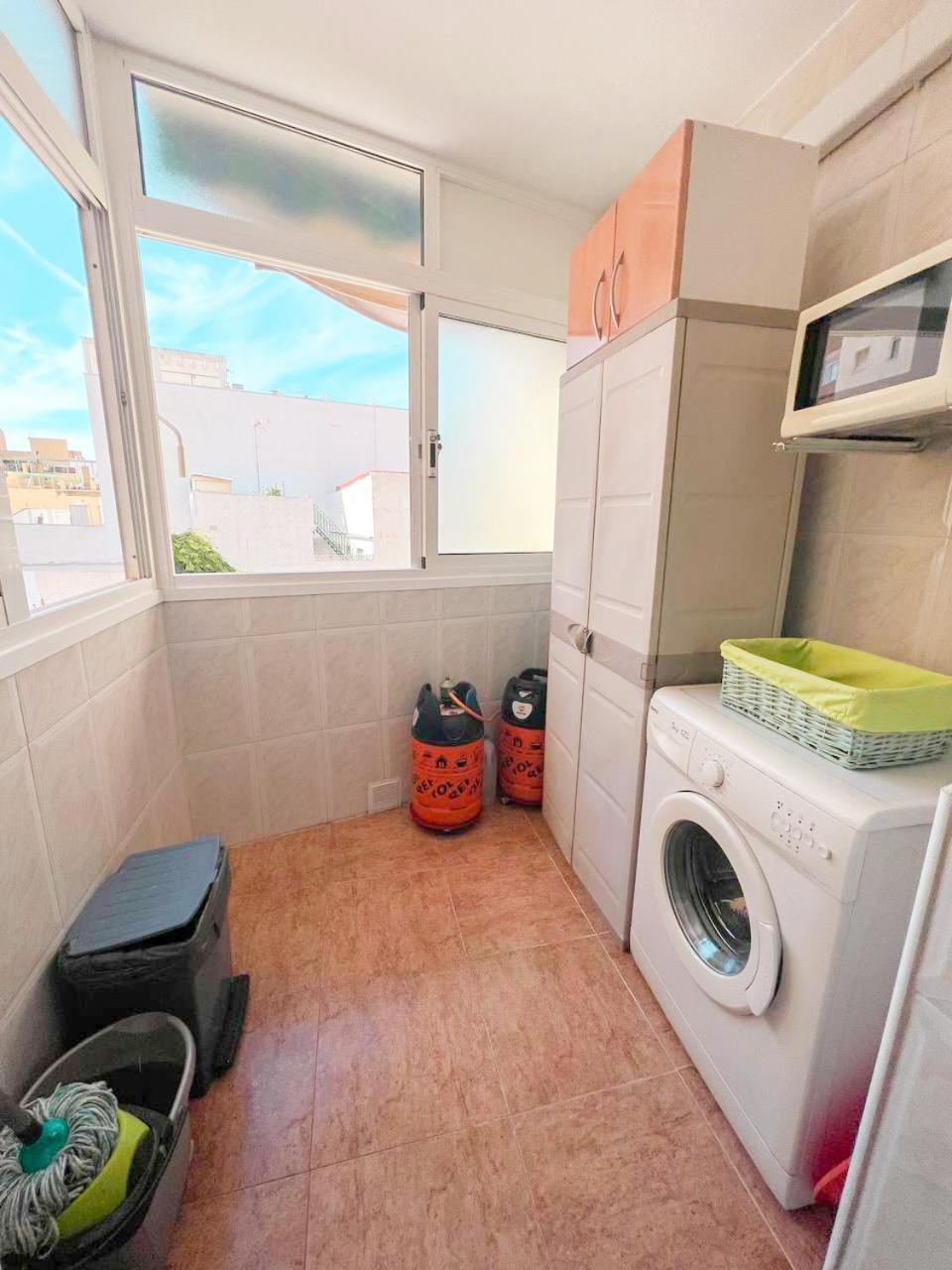 Large & Cozy Centrally Apartment Torremolinos Kültér fotó