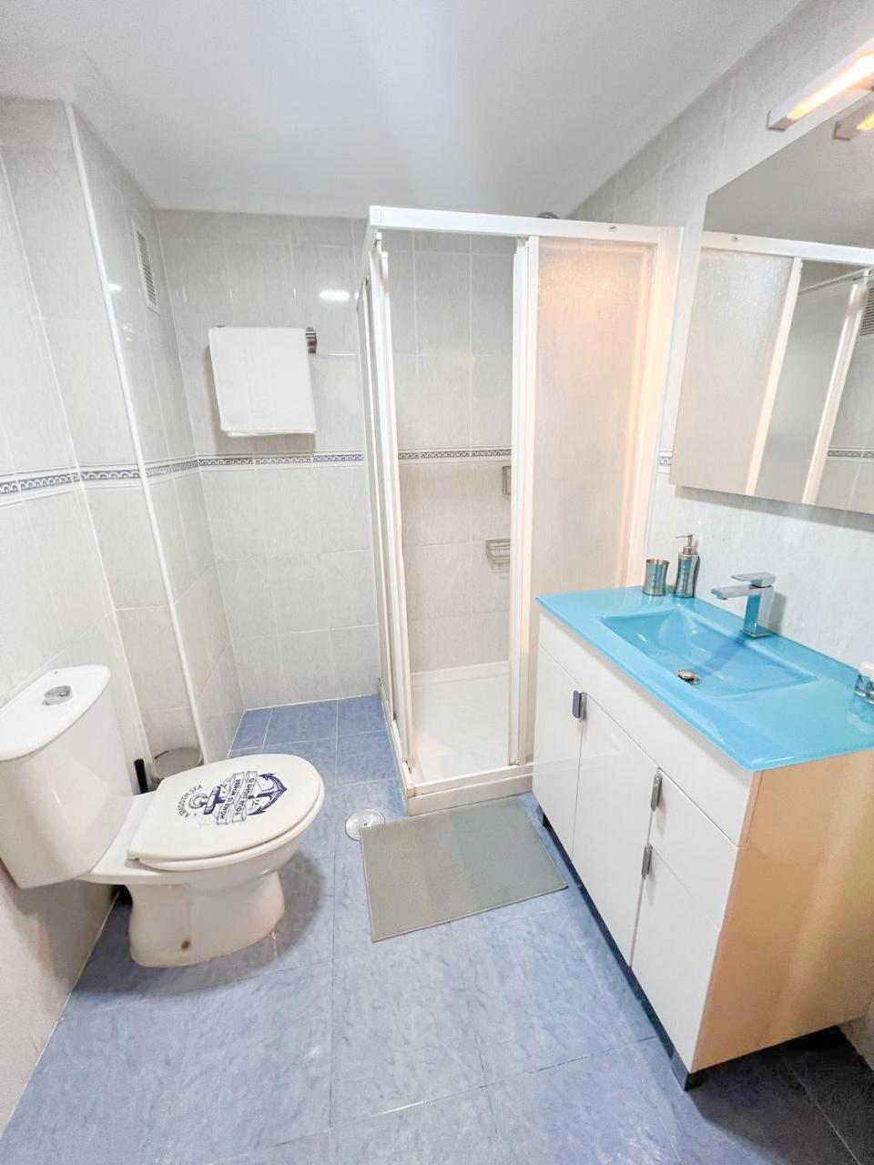 Large & Cozy Centrally Apartment Torremolinos Kültér fotó